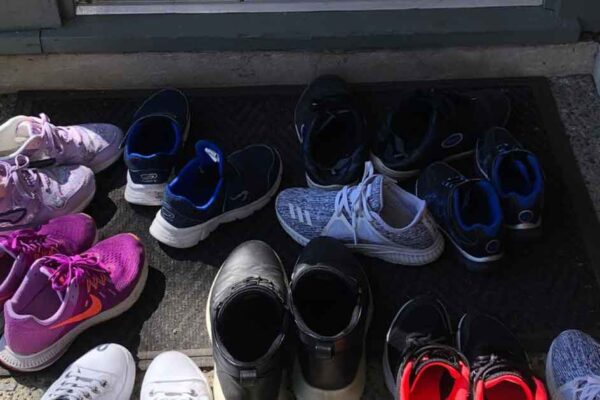 The Health Power of Going Shoeless Indoors