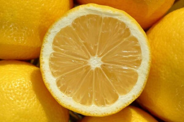 A Smarter Way to Use the Whole Lemon